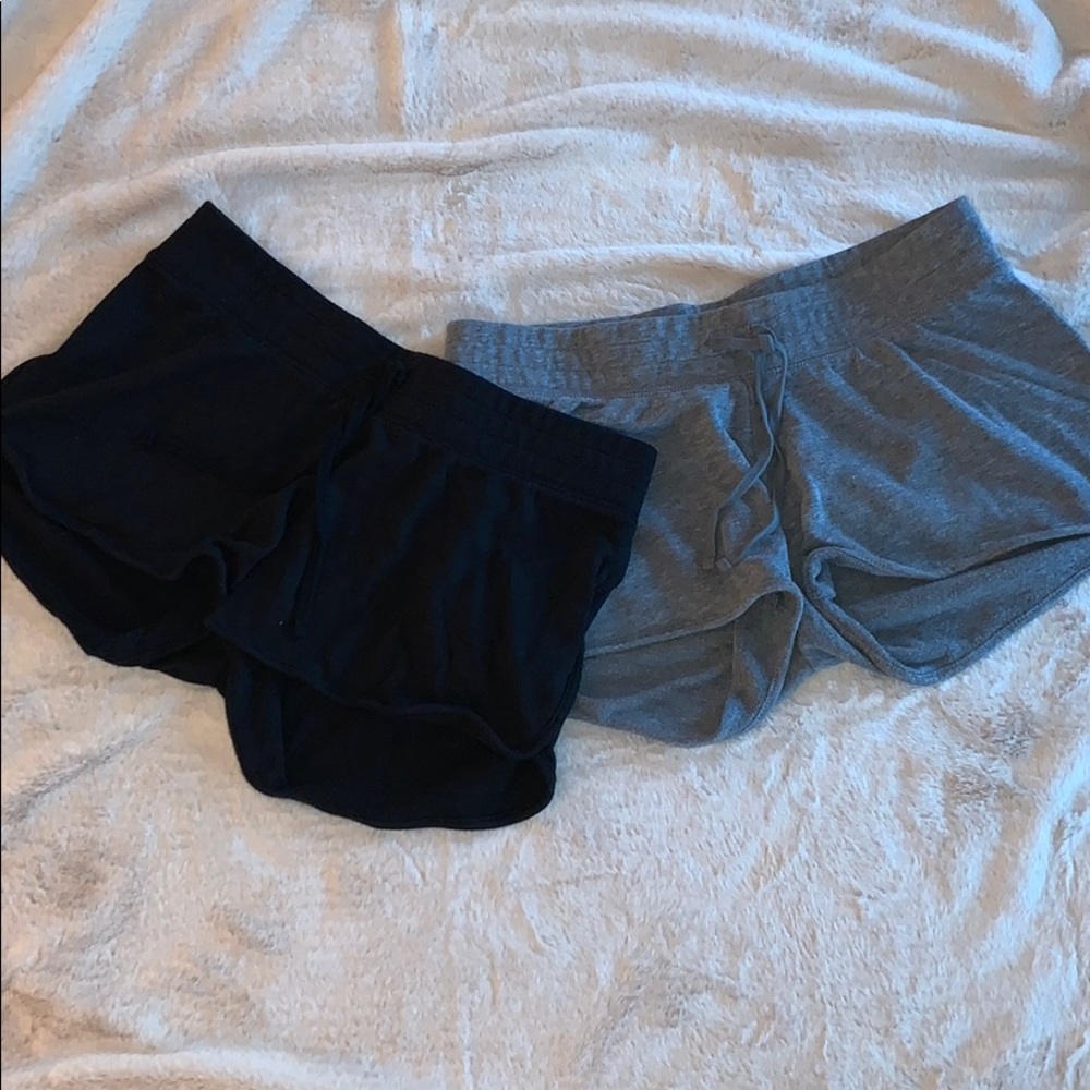 Maternity shorts